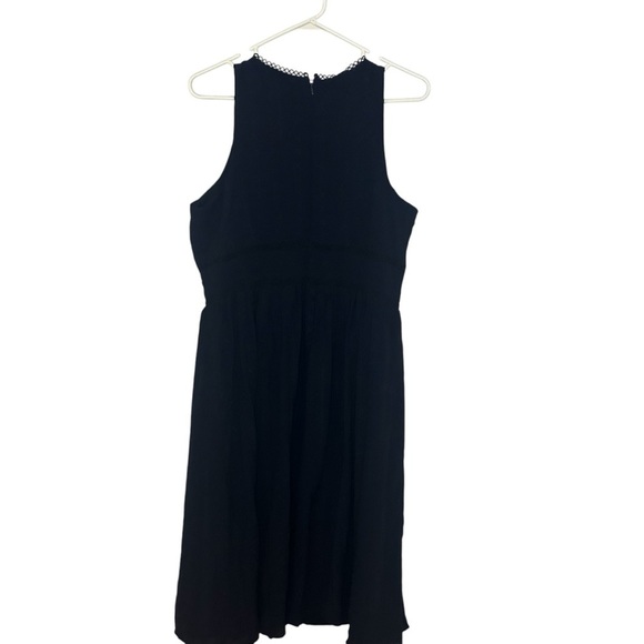 LOFT Navy Eyelet Embroidered Sleeveless Dress Size 12 - Picture 3 of 13